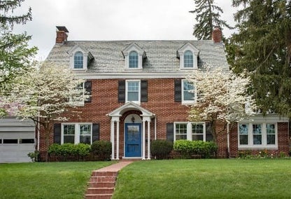 Luxury brick home typical of real estate in Shadeland, Lexington, Kentucky